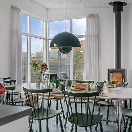 Pontus - 400m From The Sea By Interhome Feriehus